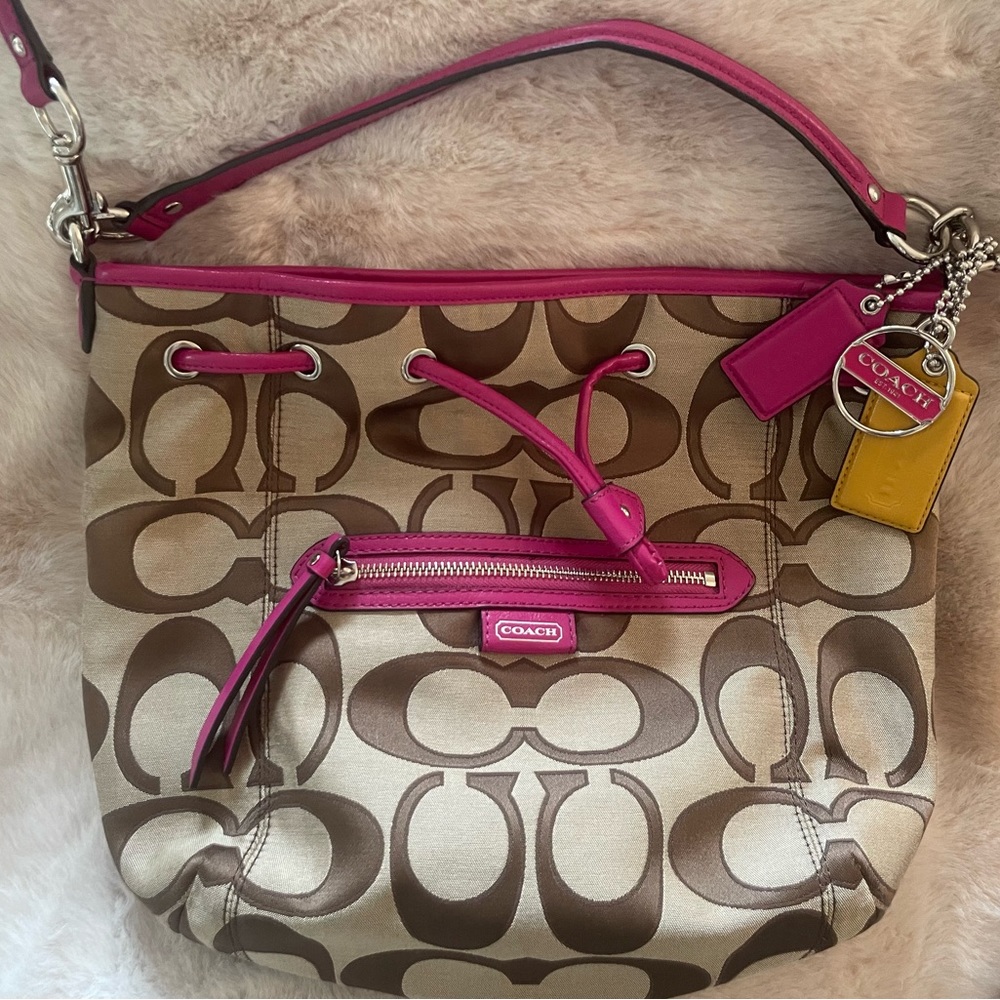 Coach handbag. Brand new condition.